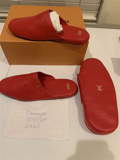 supreme louis vuitton catalogo|supreme louis vuitton slippers.